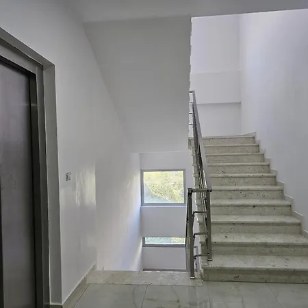 Apartamento In 002