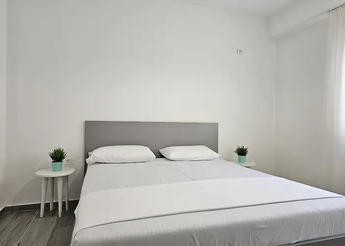 Apartmán In 002 *